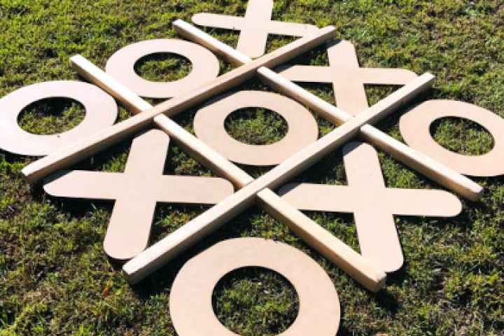 Cobram Library - Giant Noughts & Crosses
